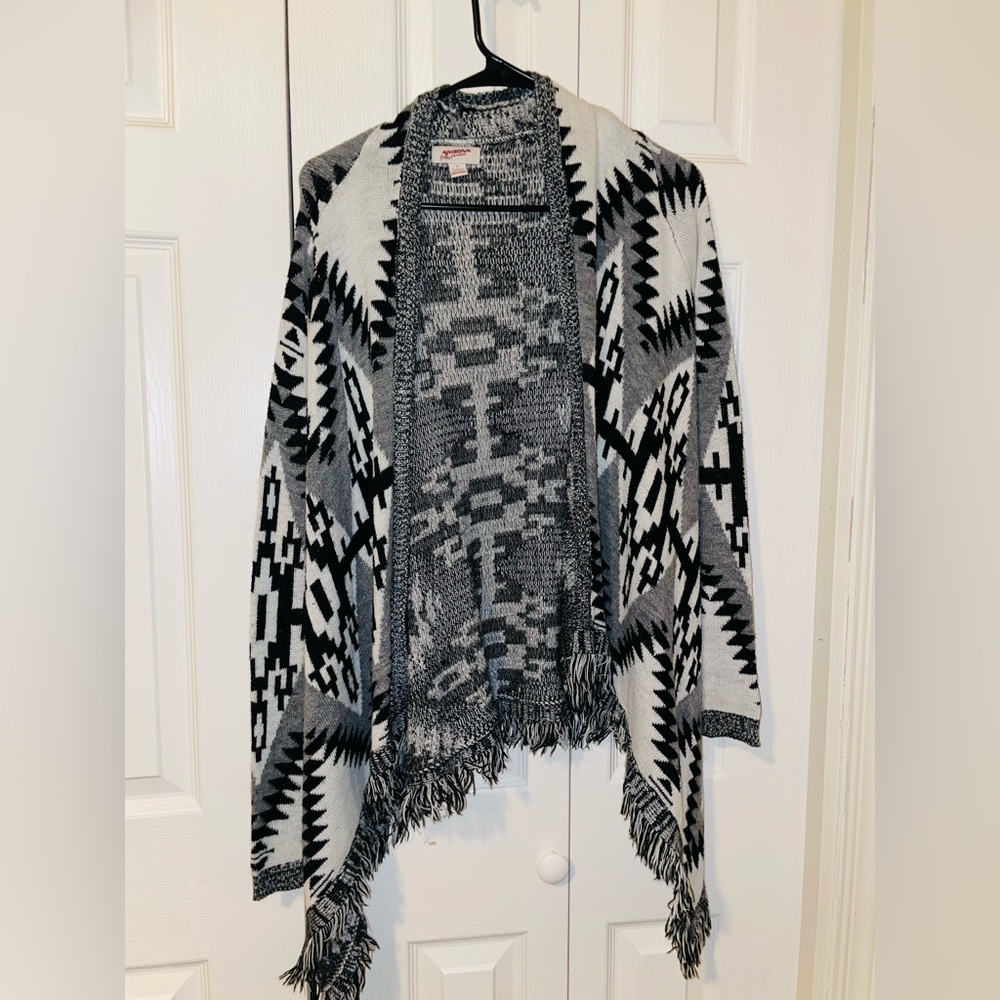 Women’s Fringe Cardigan Size XS/Small